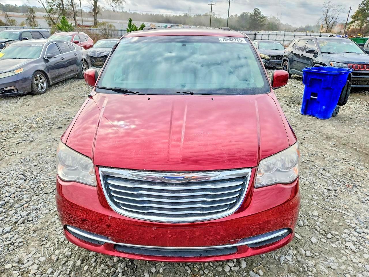 2014 Chrysler Town & Country Touring - Фото 5