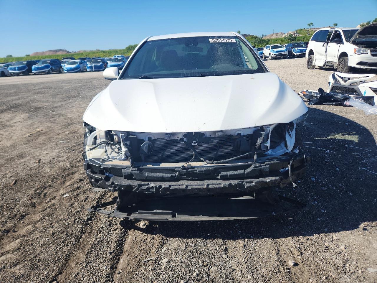 2019 Toyota Camry Se - Фото 5