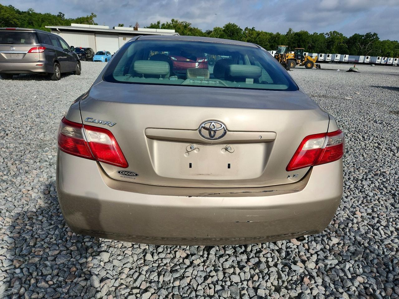 2007 Toyota Camry Le - Фото 6