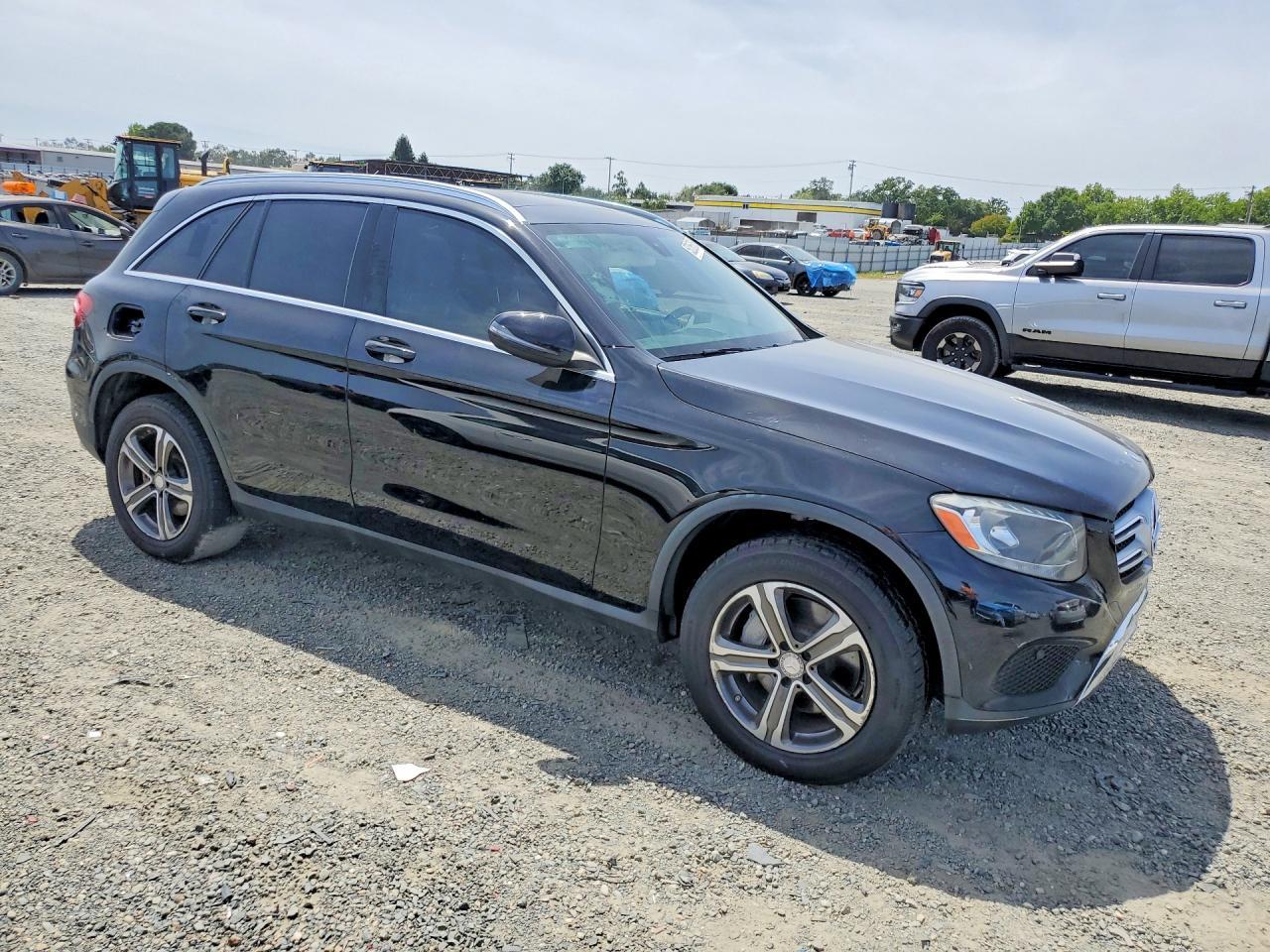 2016 Mercedes-Benz Glc 300 - Image 4
