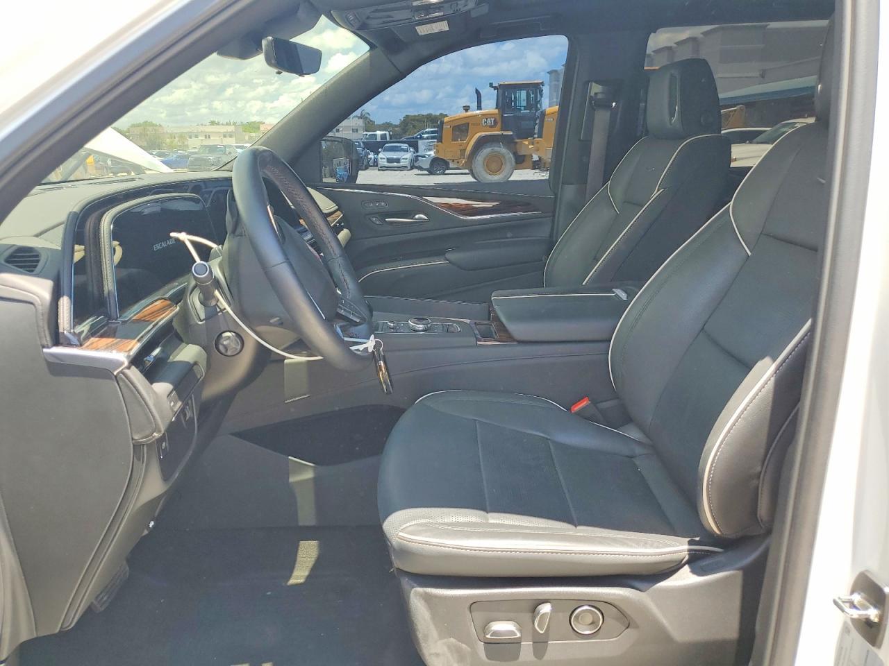 2024 Cadillac Escalade Premium Luxury - Фото 7