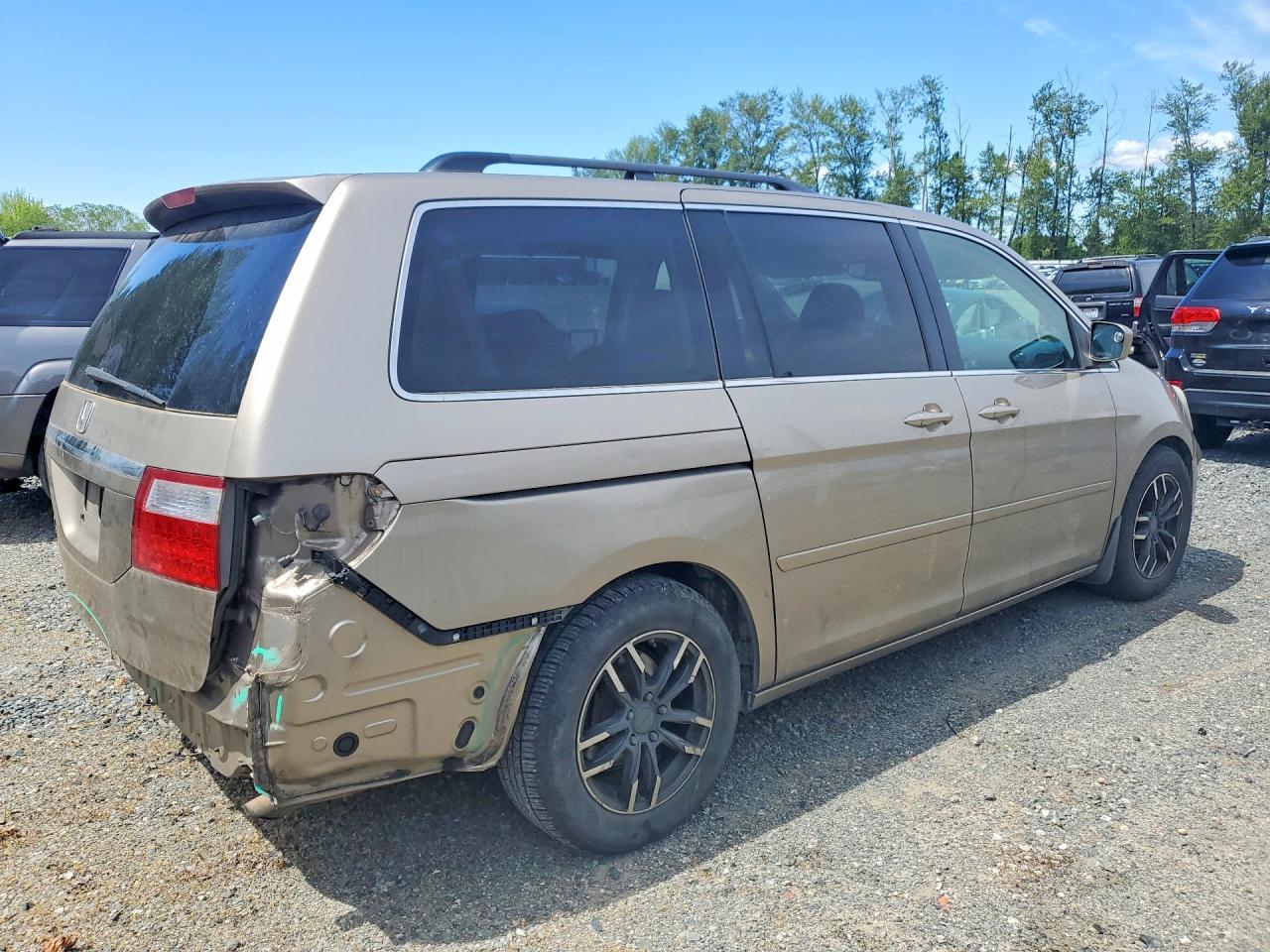 2005 Honda Odyssey Touring - Фото 3