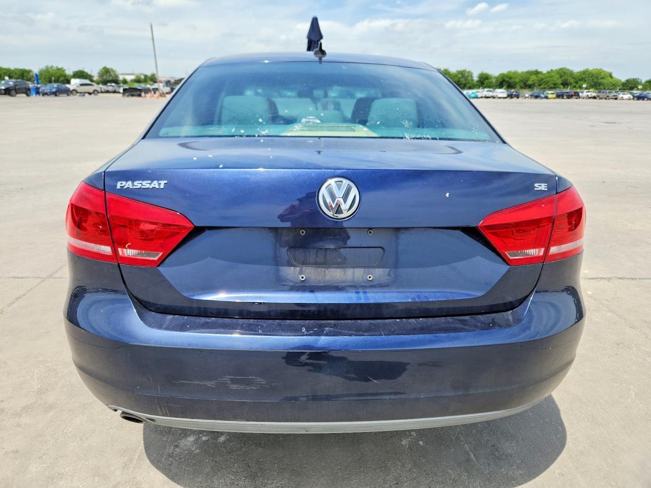 2013 Volkswagen Passat Se - Фото 6