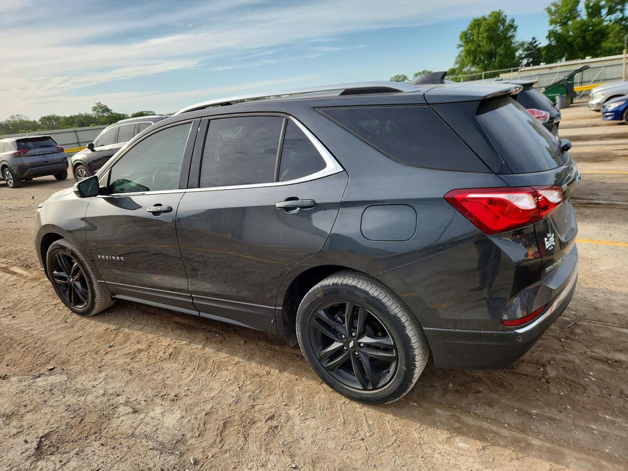 2020 Chevrolet Equinox Lt - Фото 2
