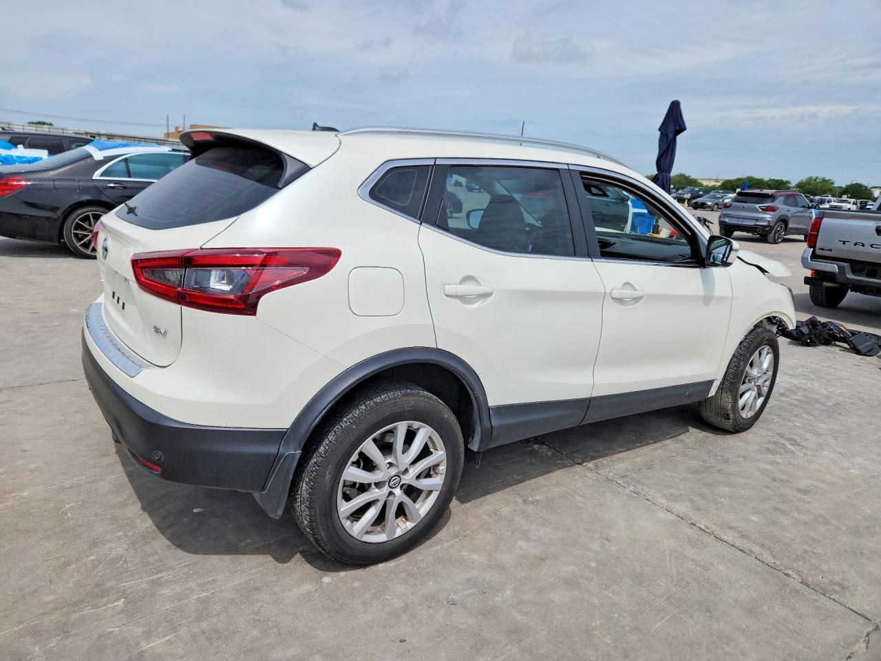 2022 Nissan Rogue Sport Sv - Фото 3