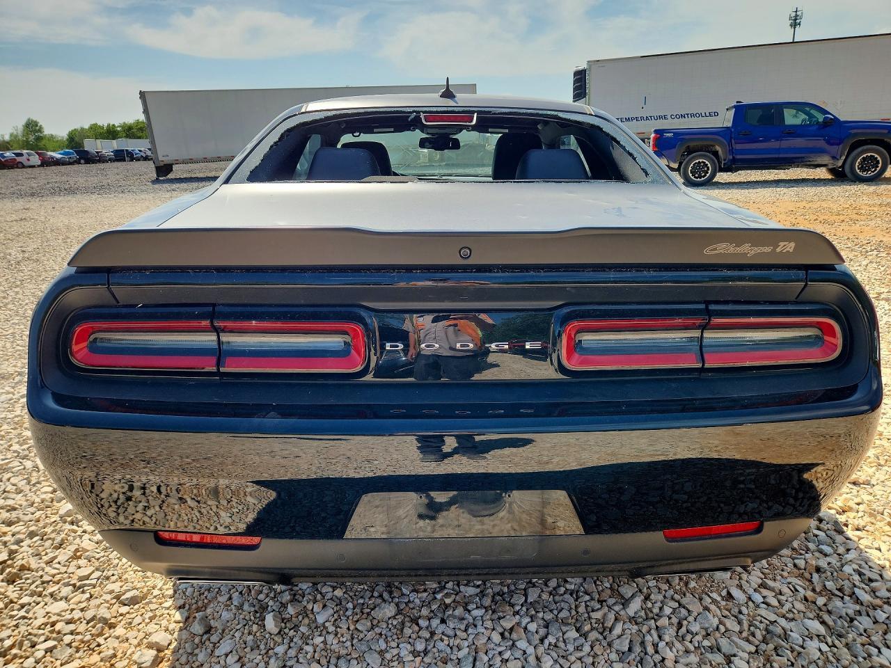2023 Dodge Challenger R - Фото 6