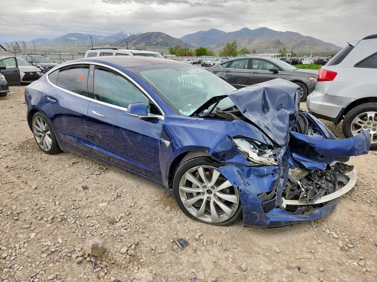 2018 Tesla Model 3 - Image 4