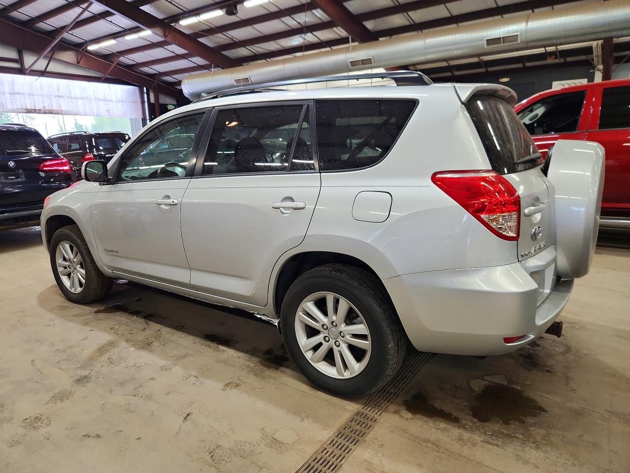 2006 Toyota Rav4 Limited - Image 2