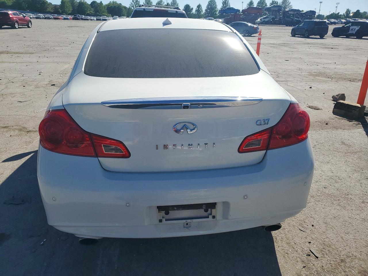 2013 Infiniti G37 Sedan Journey - Image 6