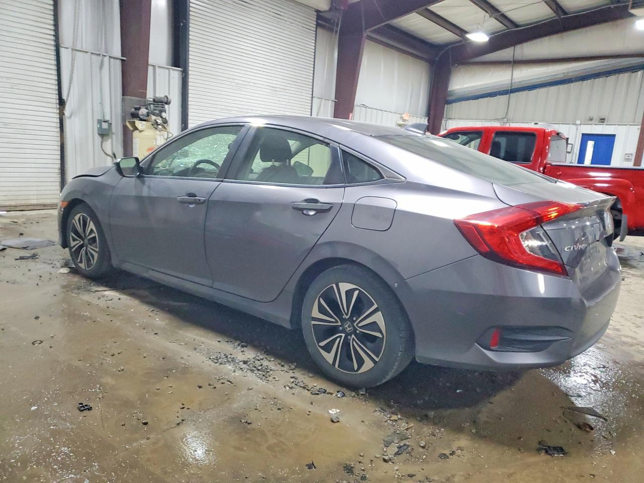 2018 Honda Civic Ex - Фото 2