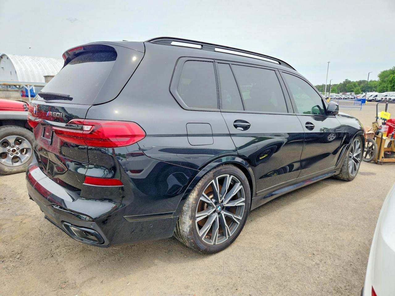 2021 BMW X7 M50I - Image 3