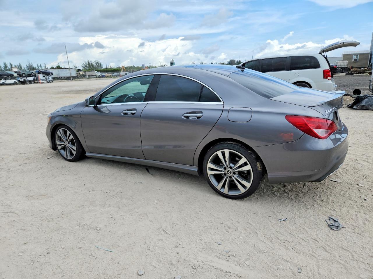 2018 Mercedes-Benz Cla 250 4Matic - Image 2