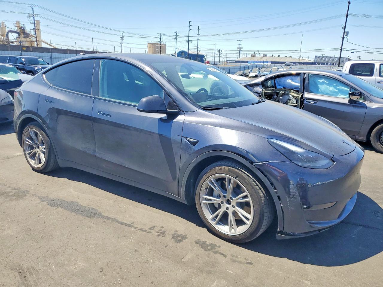 2024 Tesla Model Y - Image 4