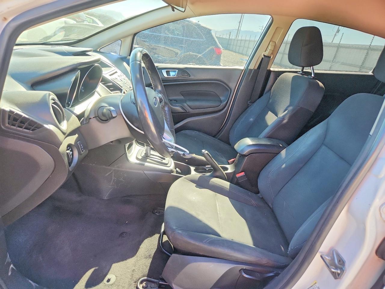 2016 Ford Fiesta Se - Image 7