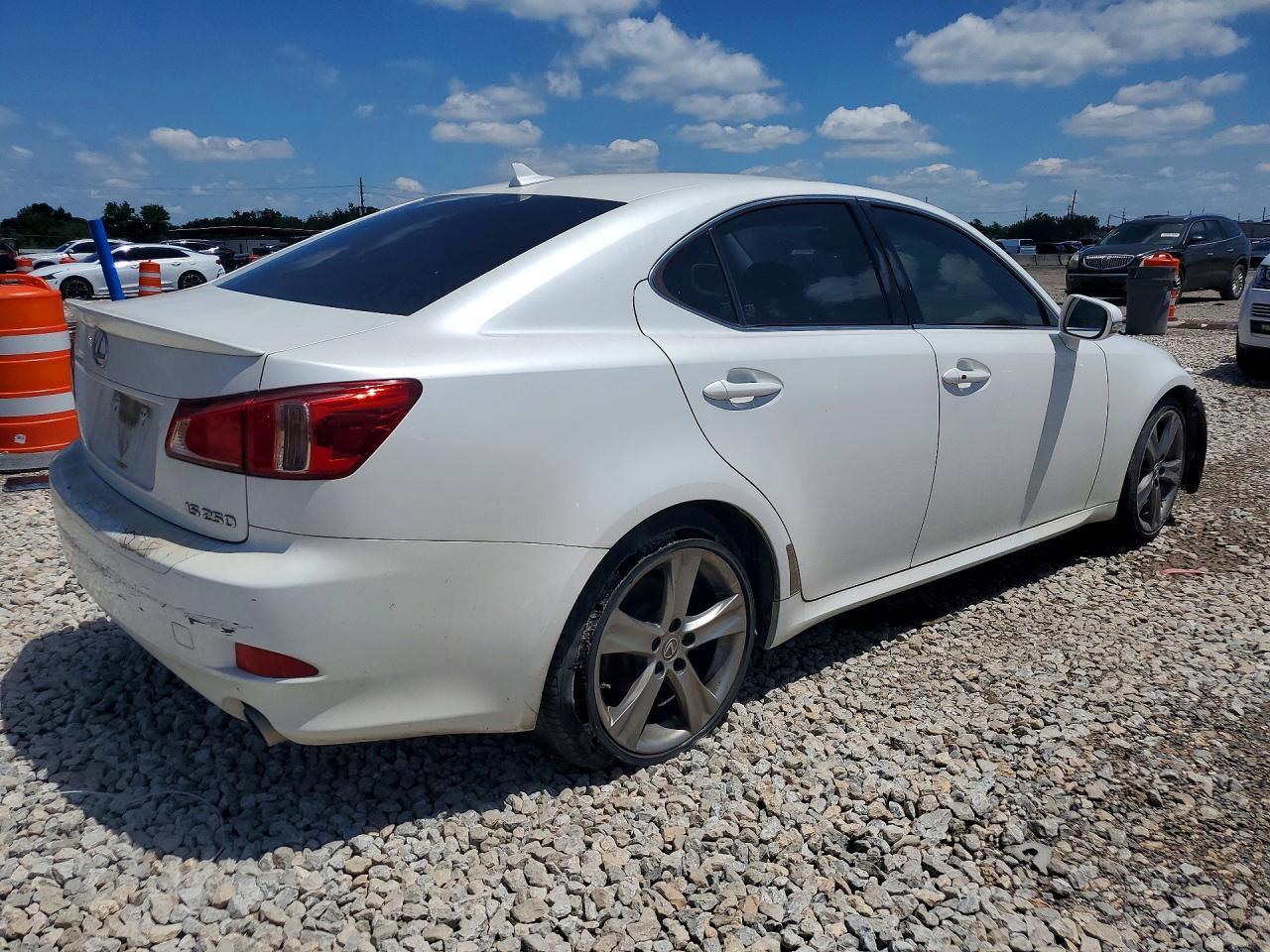 2013 Lexus Is 250 - Image 3