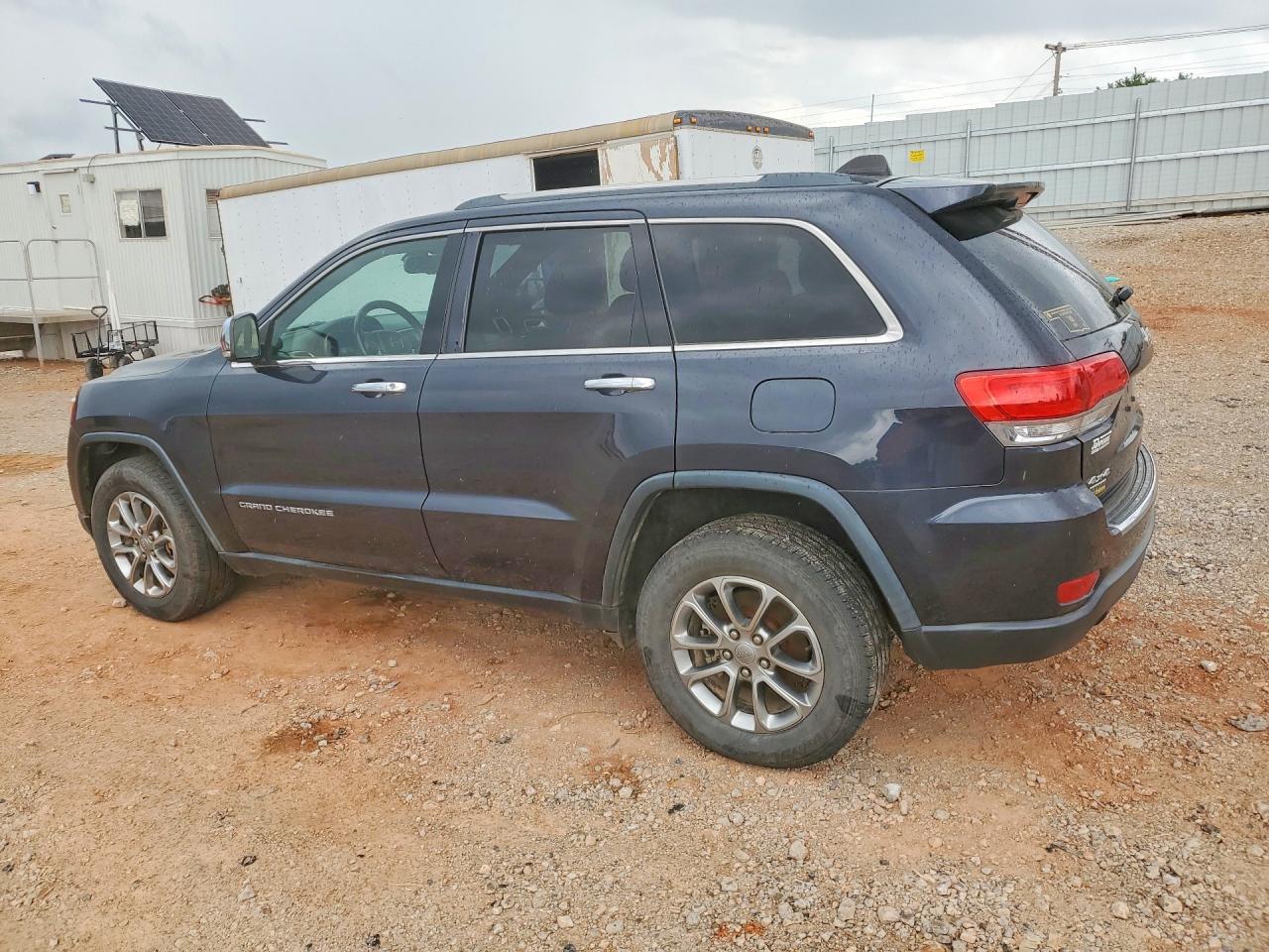 2011 Jeep Grand Cherokee Overland - Фото 2