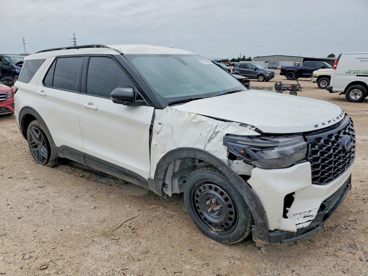 2025 Ford Explorer St-Line - Фото 4