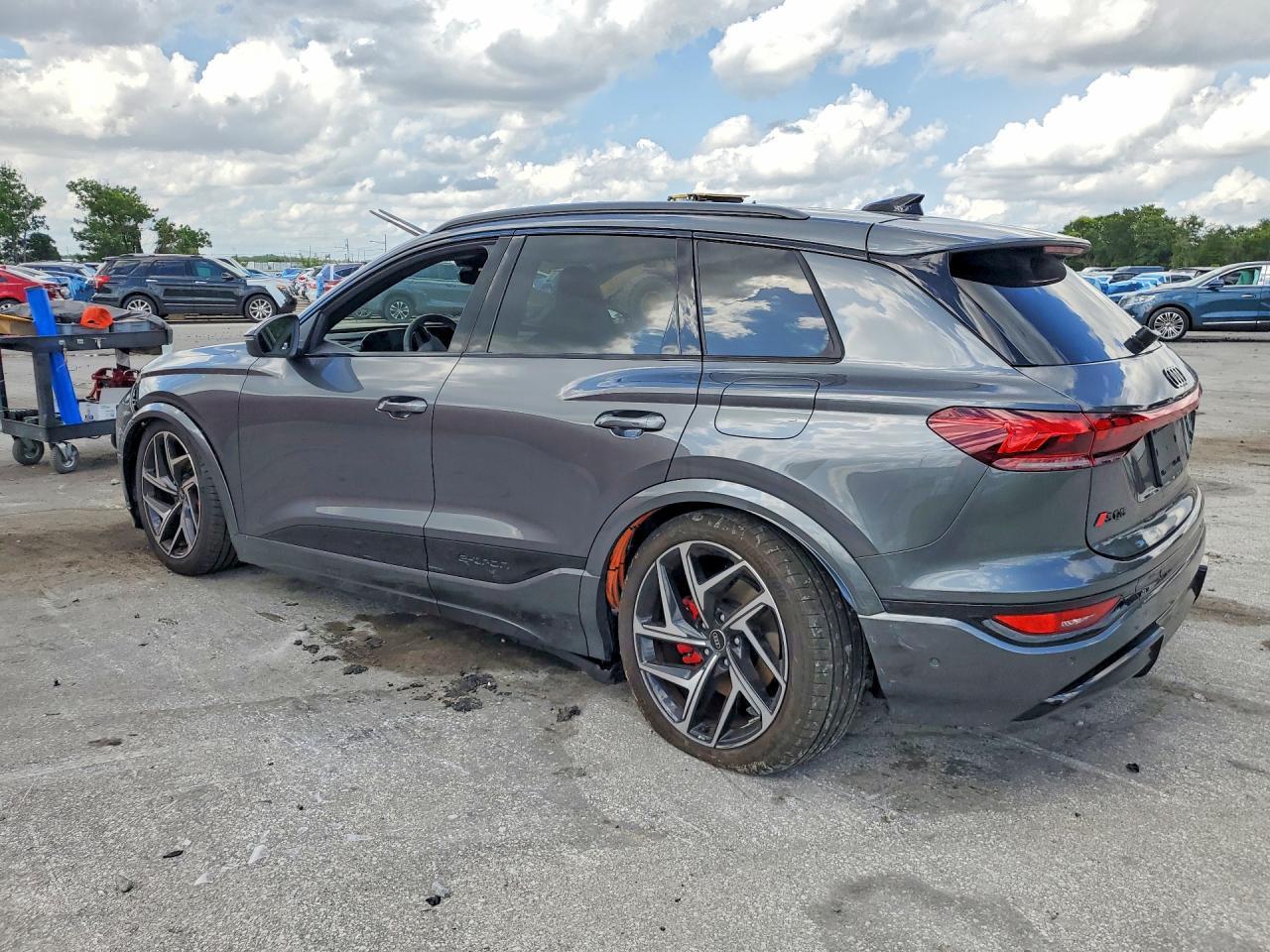 2025 Audi Sq6 E-Tron Prestige - Image 2