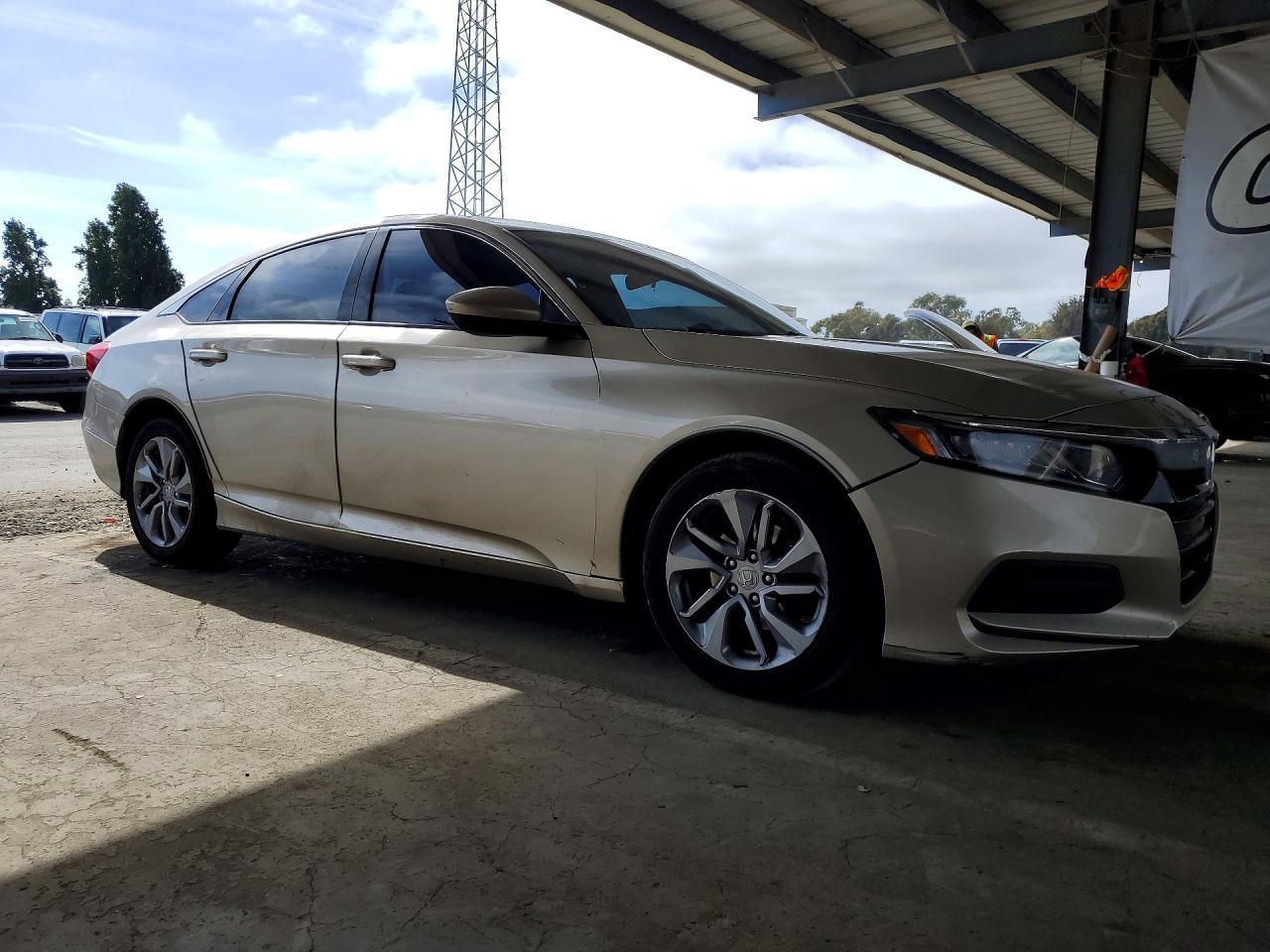 2018 Honda Accord Lx - Фото 4
