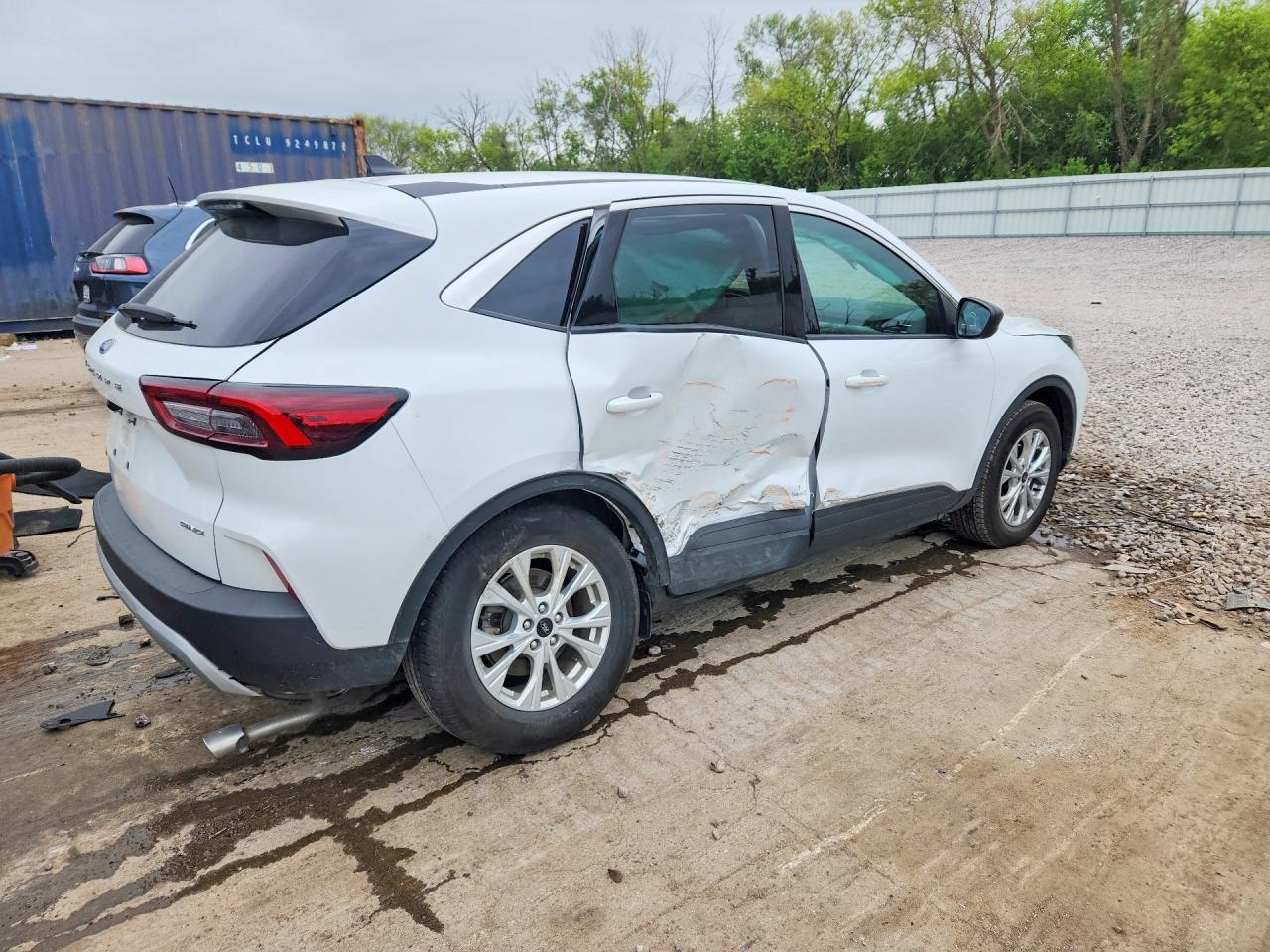 2024 Ford Escape Active - Image 3