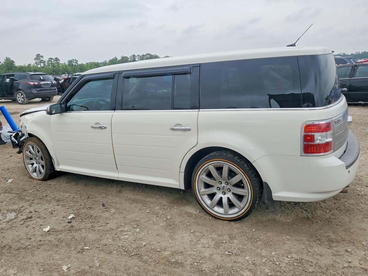 2011 Ford Flex Limited - Фото 2