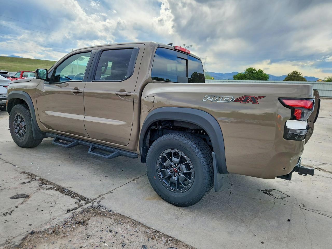 2023 Nissan Frontier Pro-4X - Фото 2
