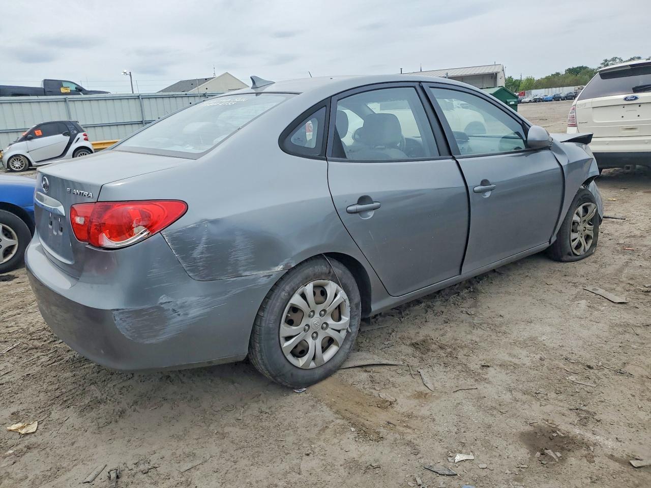 2010 Hyundai Elantra Gls - Image 3
