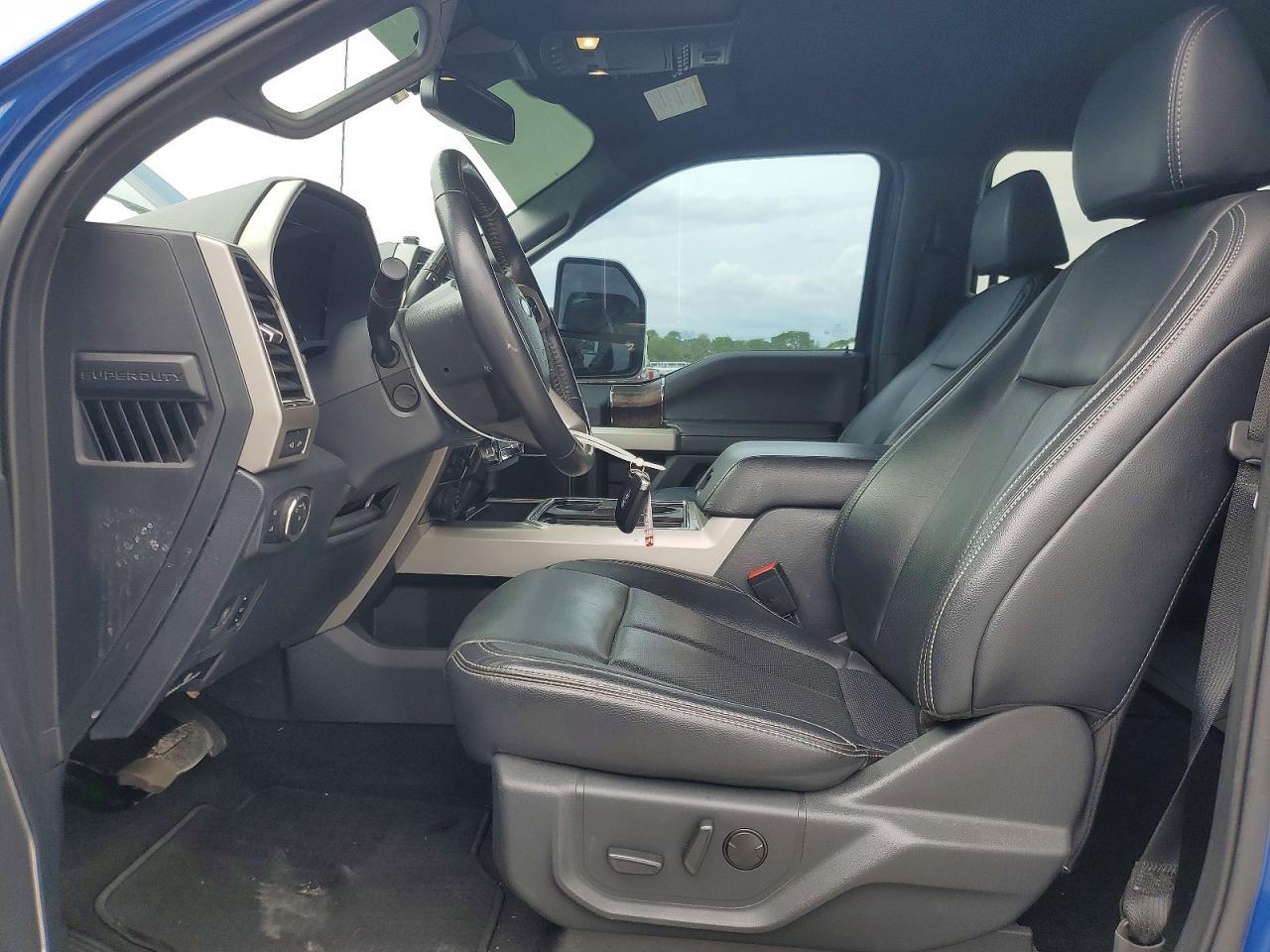 2022 Ford F250 Super Duty - Фото 7