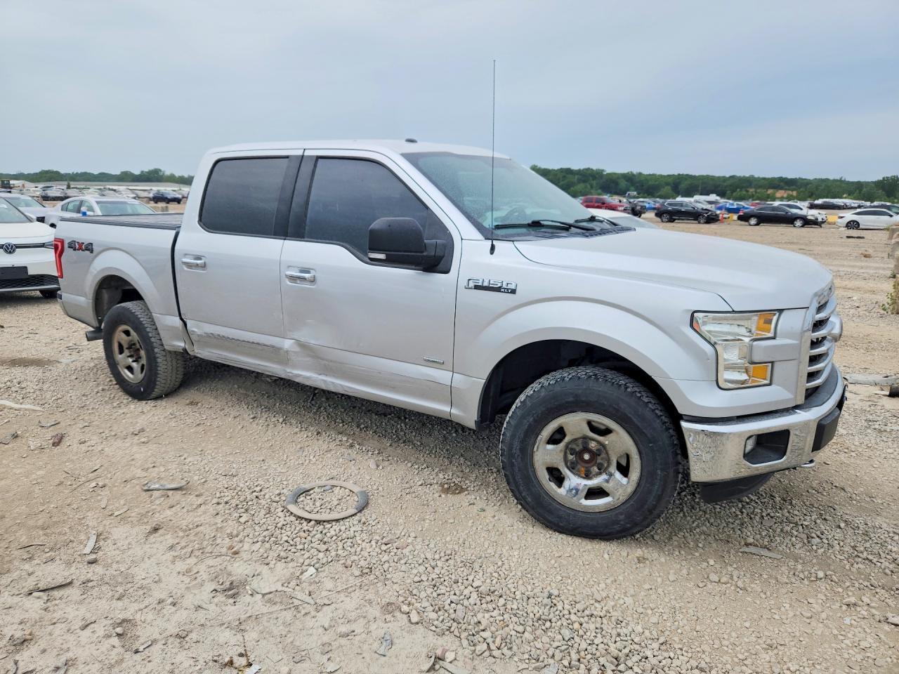 2016 Ford F150 Supercrew - Image 4