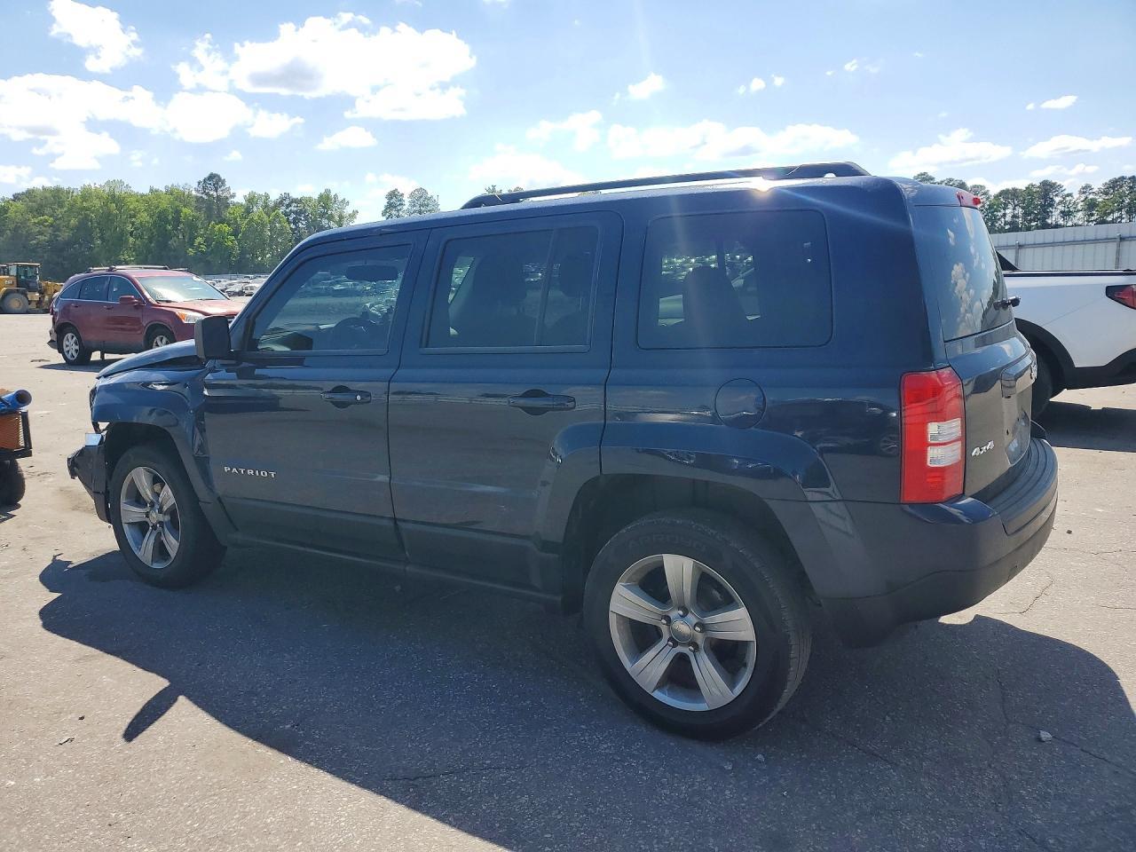 2014 Jeep Patriot Latitude - Фото 2