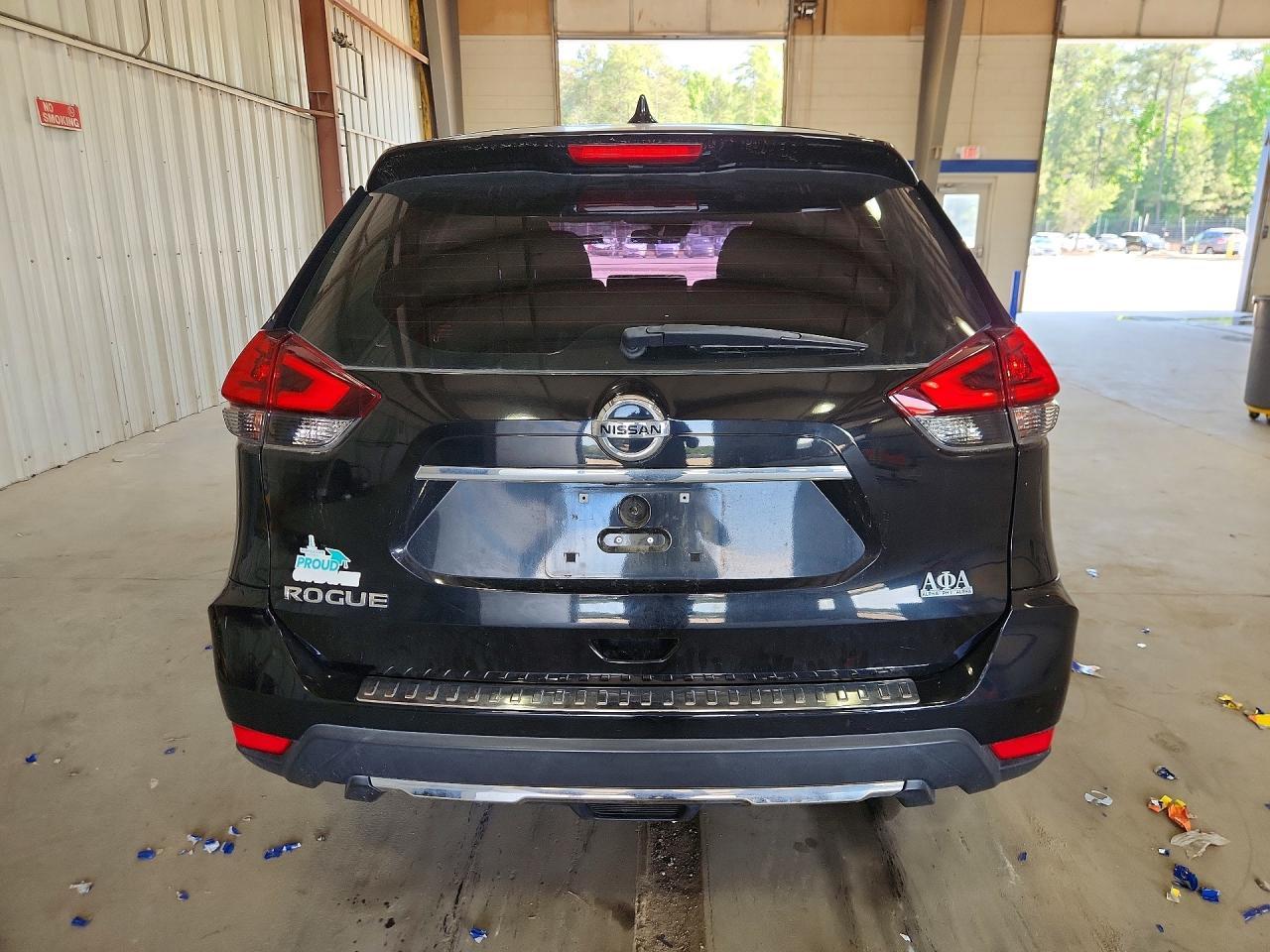 2019 Nissan Rogue S - Image 6