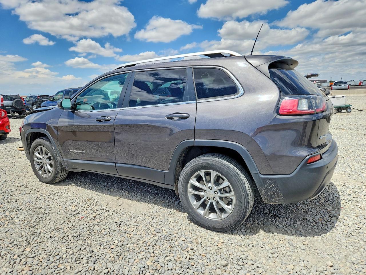 2019 Jeep Cherokee Latitude Plus - Фото 2