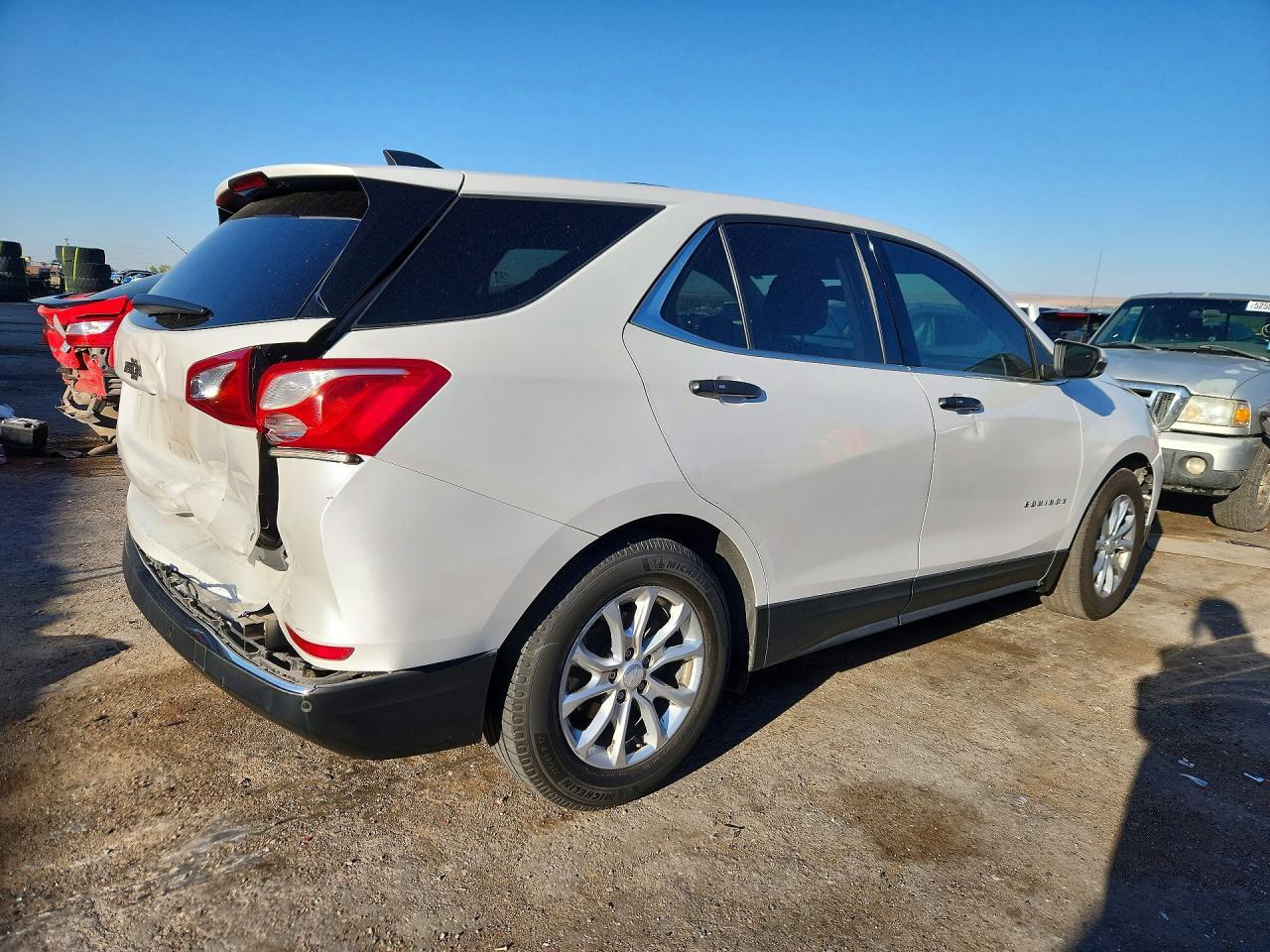 2019 Chevrolet Equinox Lt - Image 3