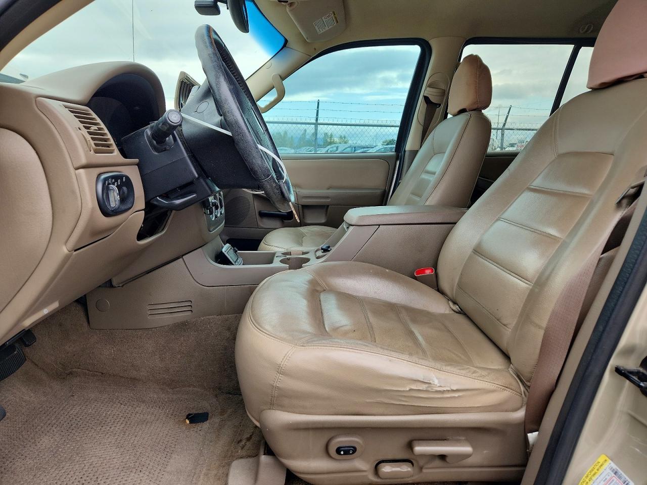2005 Ford Explorer Xlt - Image 7
