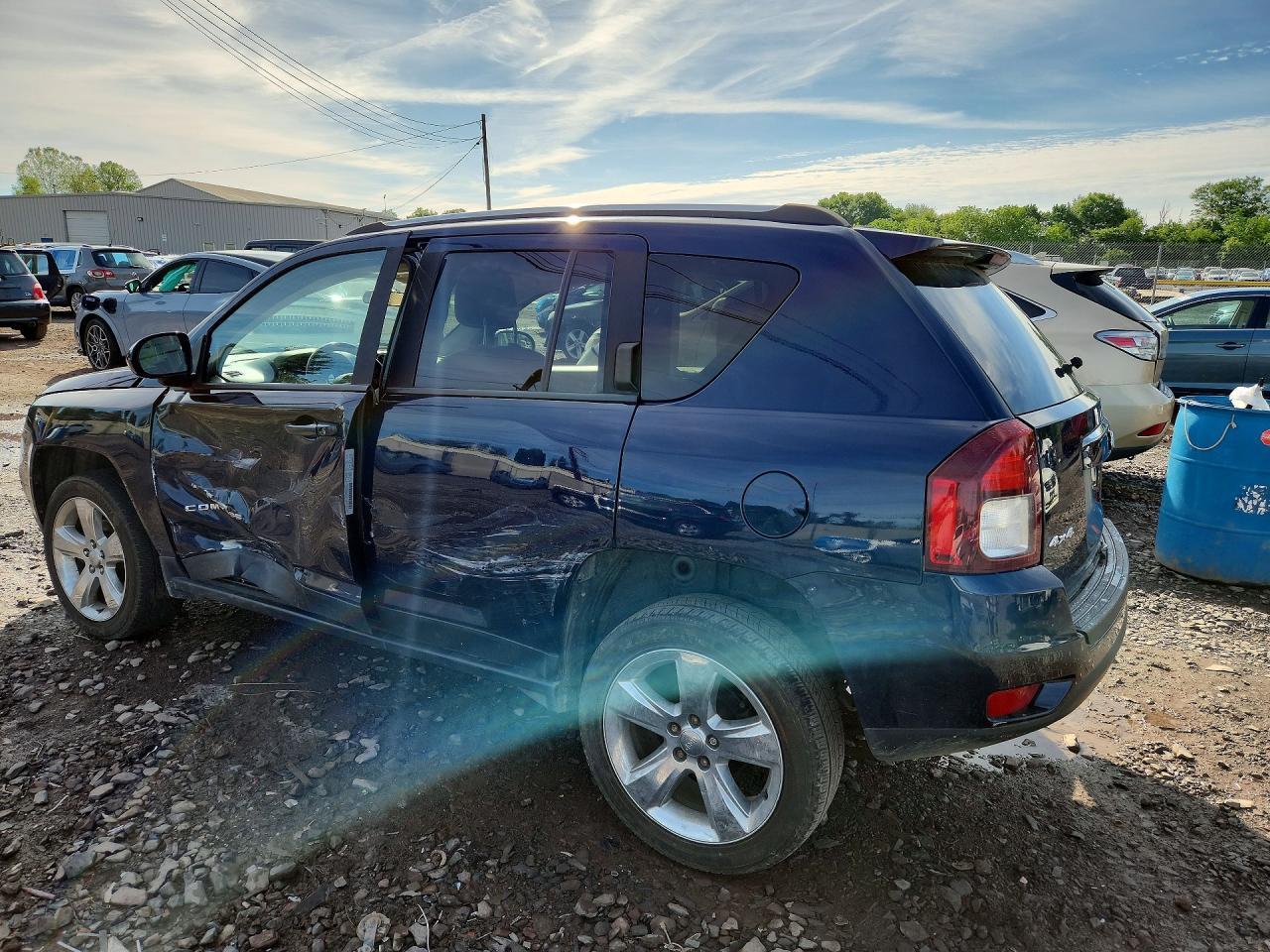 2014 Jeep Compass Latitude - Фото 2
