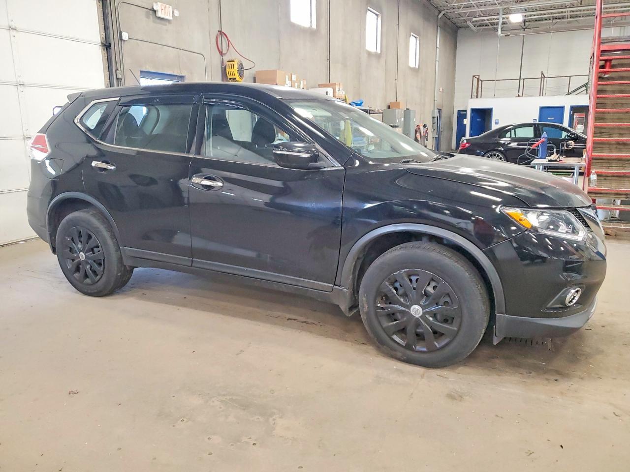 2015 Nissan Rogue S - Image 4