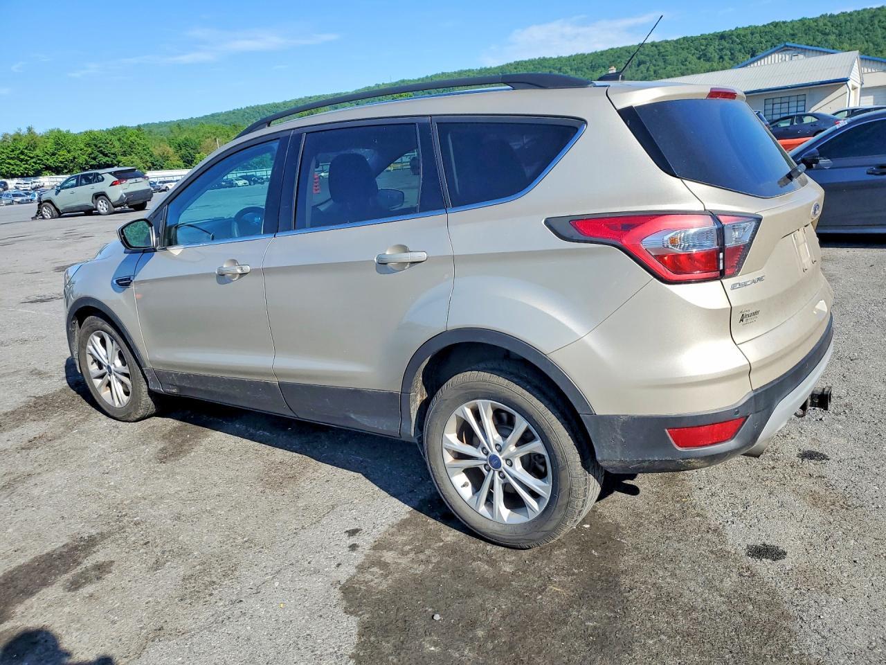 2017 Ford Escape Se - Image 2