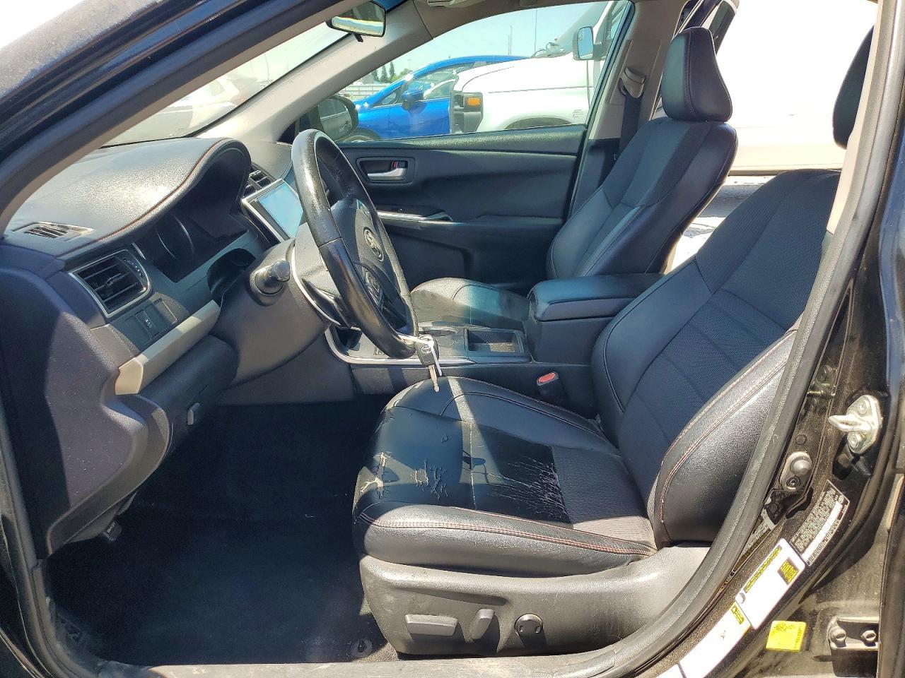 2017 Toyota Camry Se - Фото 7
