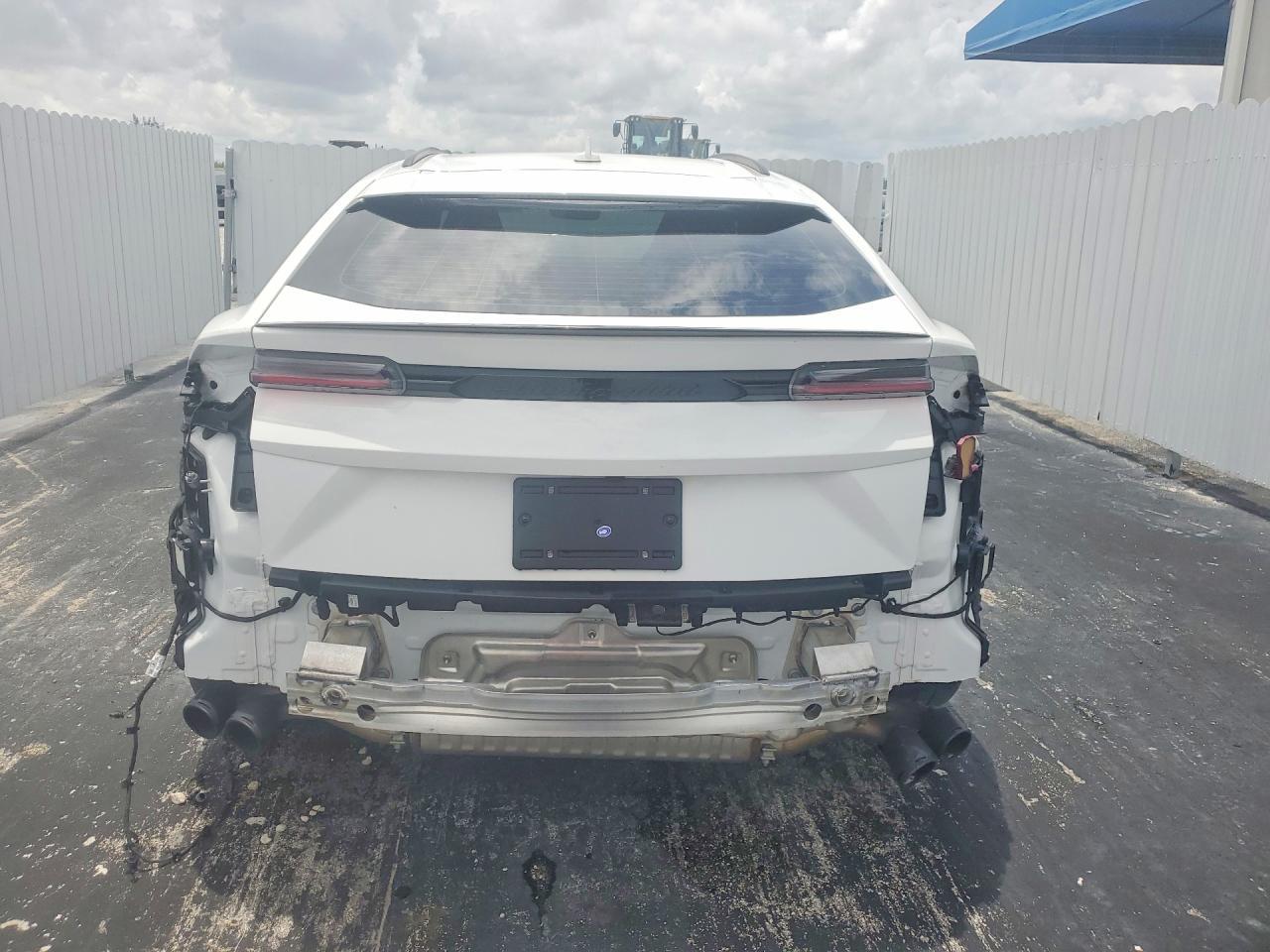 2024 Lamborghini Urus S - Image 6