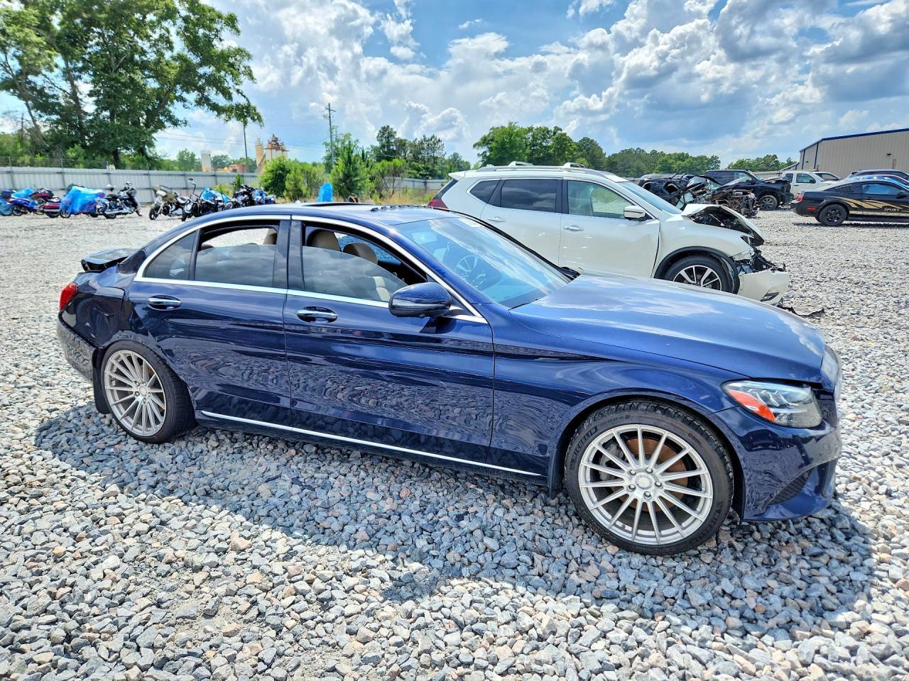 2021 Mercedes-Benz C 300 - Фото 4