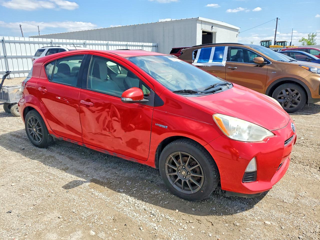 2012 Toyota Prius C - Image 4