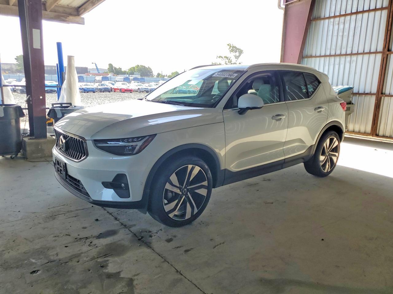 2023 Volvo Xc40 Ultimate