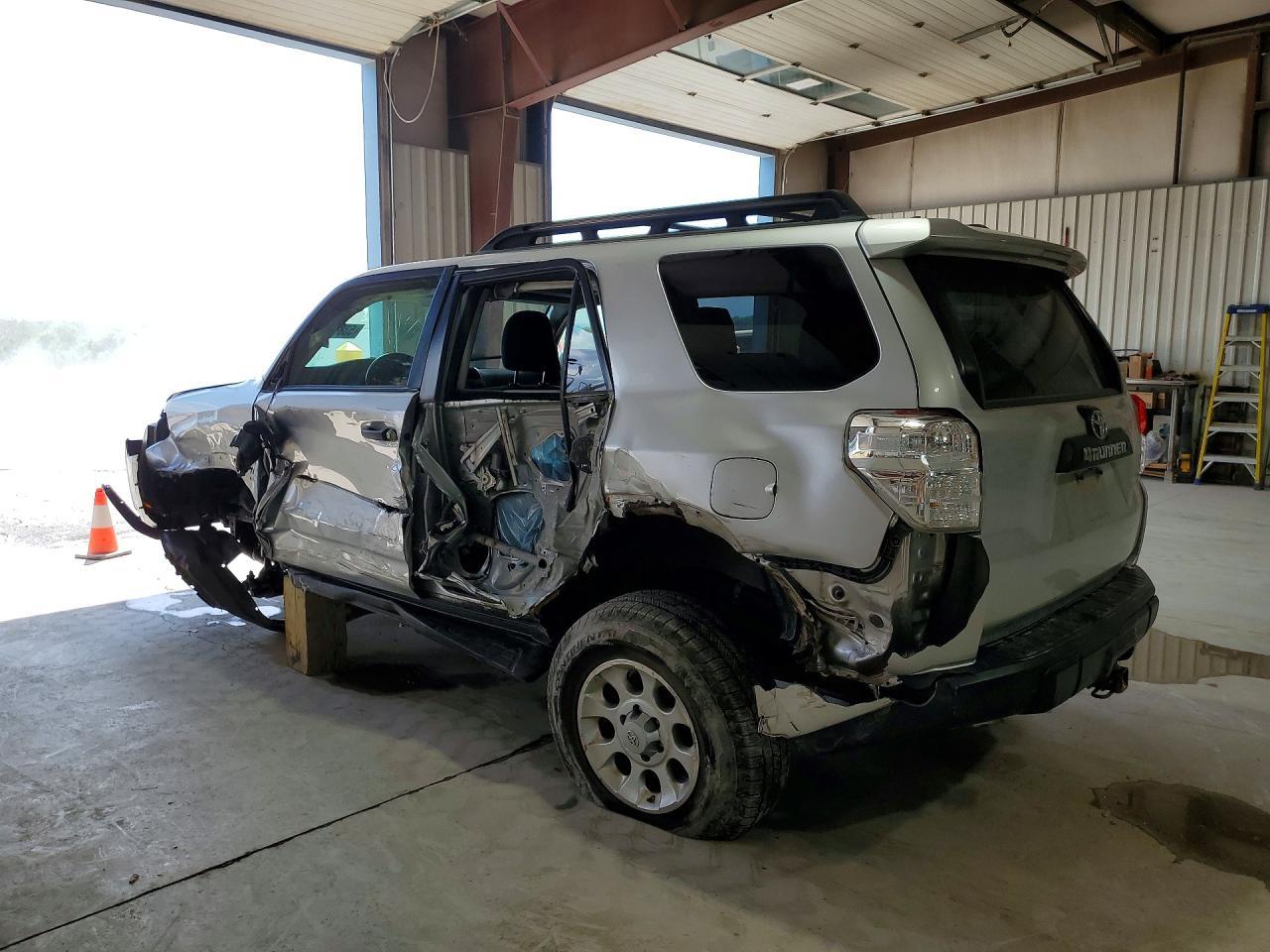 2012 Toyota 4Runner Trail - Image 2