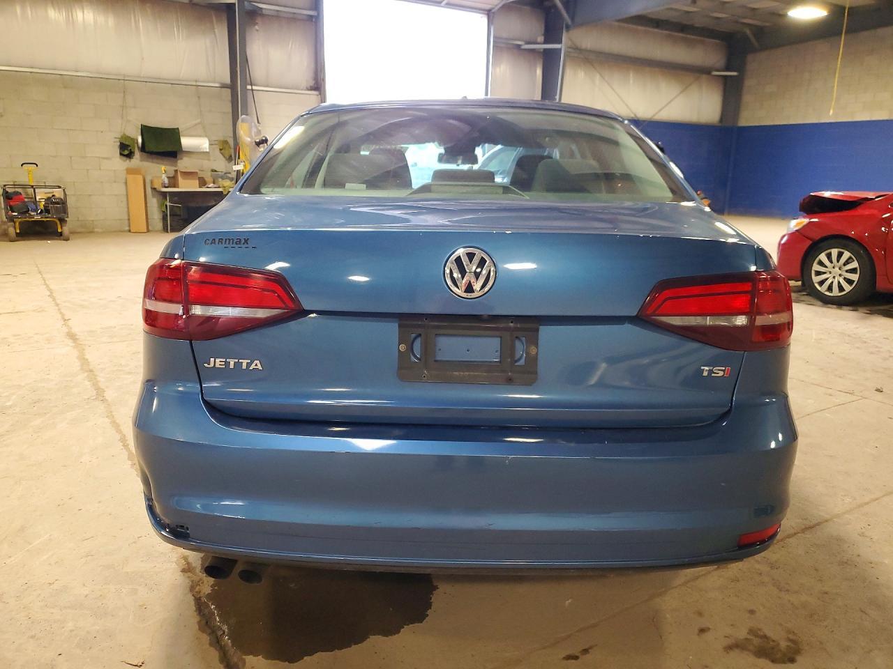 2017 Volkswagen Jetta S - Фото 6