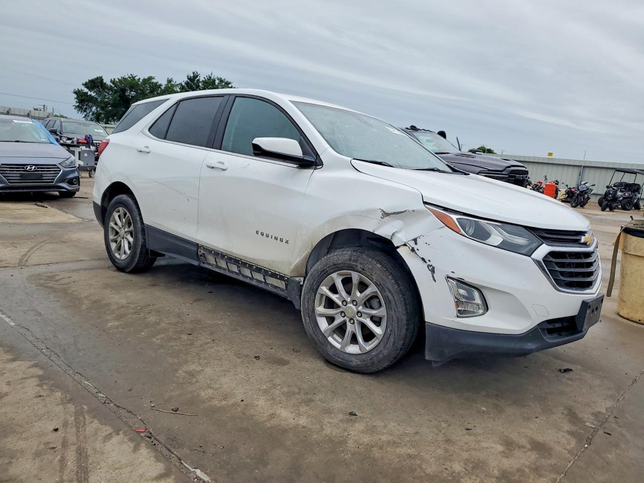 2020 Chevrolet Equinox Lt - Image 4