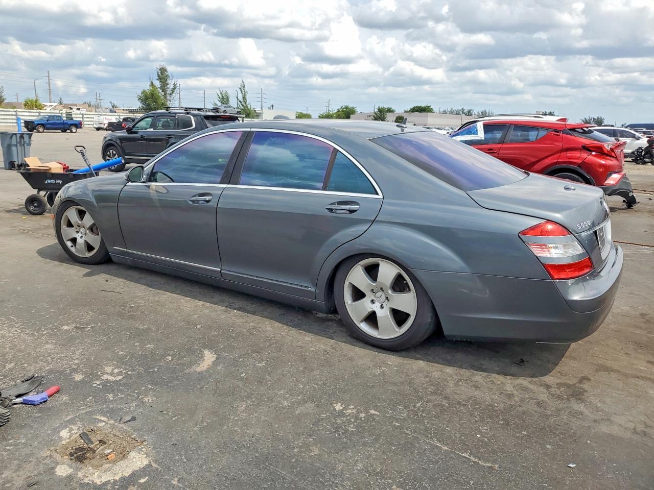 2007 Mercedes-Benz S 550 - Image 2