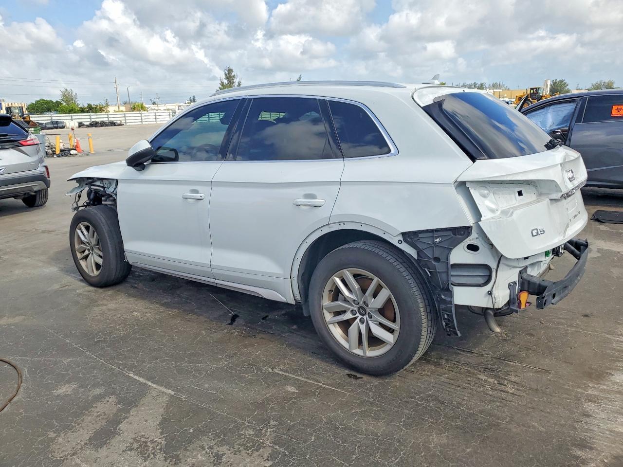 2022 Audi Q5 Premium 45 - Image 2