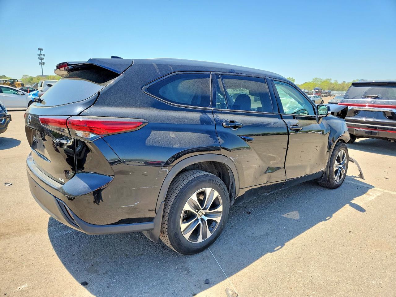 2022 Toyota Highlander Hybrid Xle - Фото 3