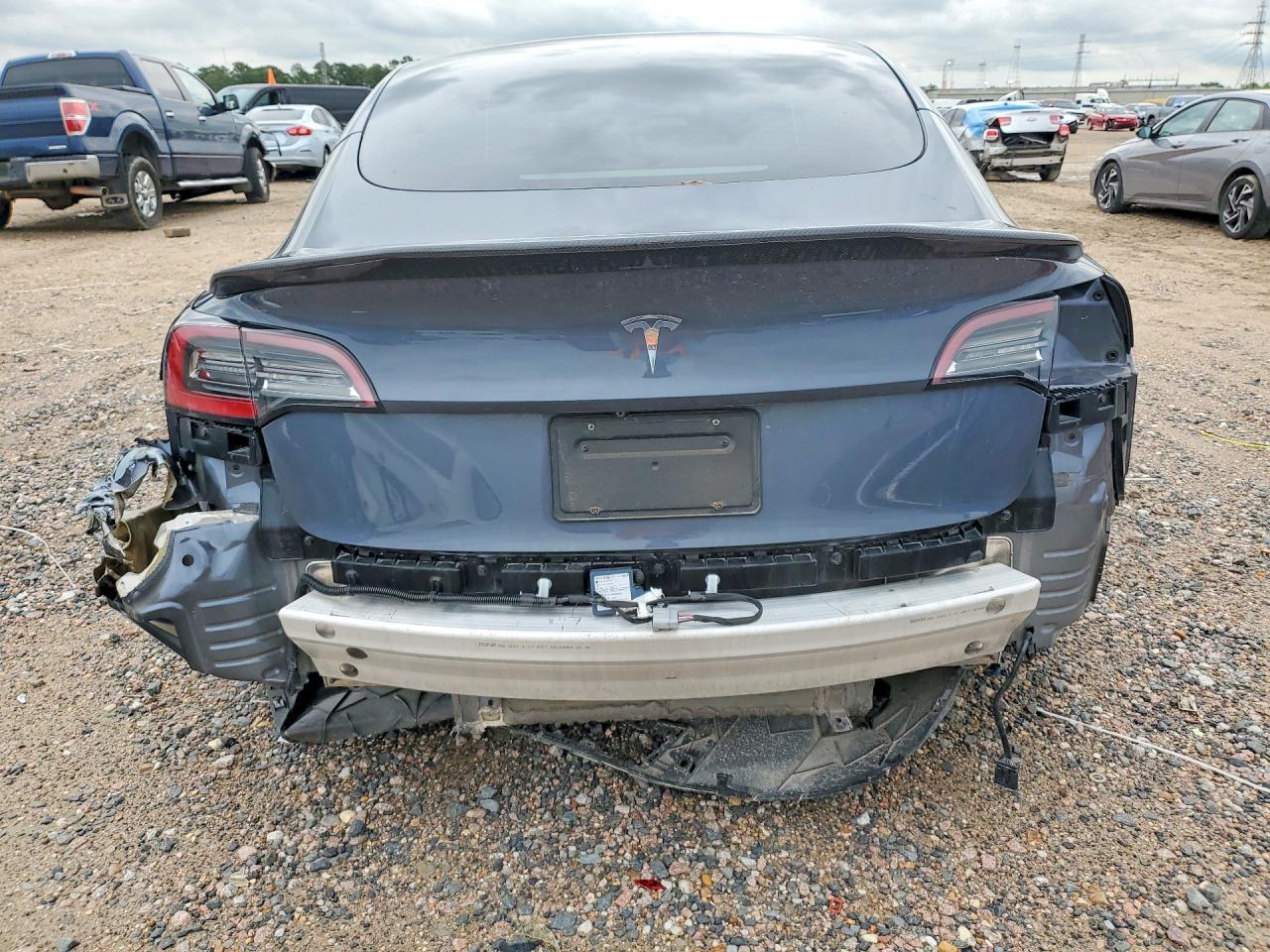 2021 Tesla Model 3 - Image 6