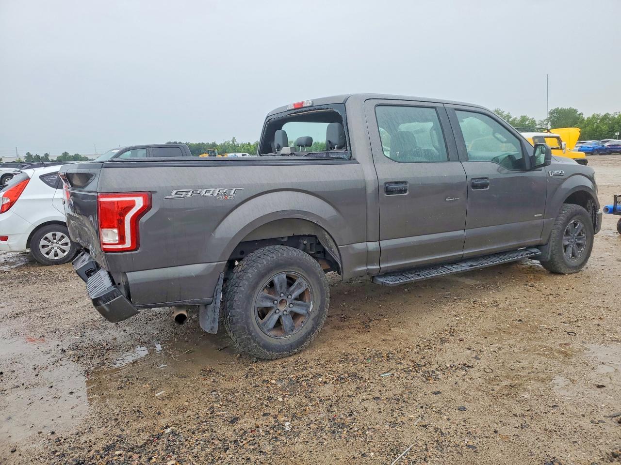 2015 Ford F150 Supercrew - Фото 3